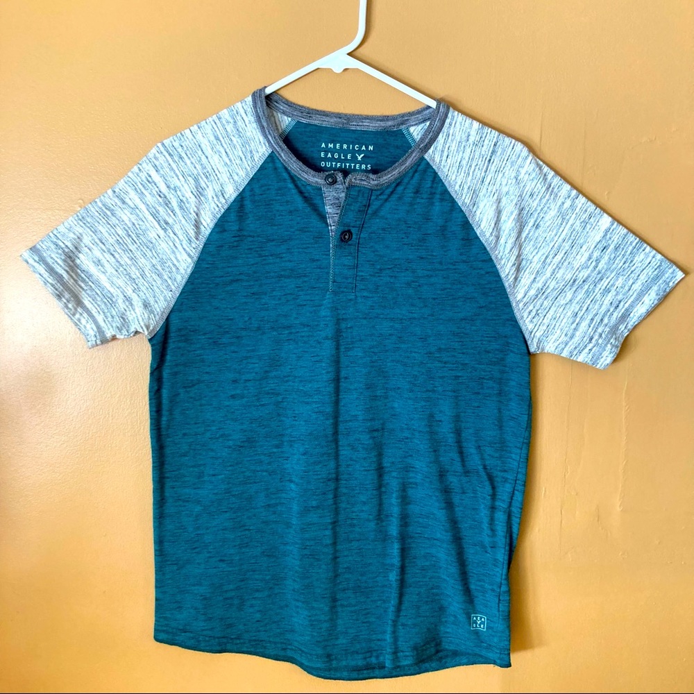 American Eagle Short Sleeve Henley Shirt